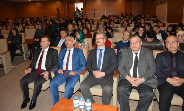 NEF`te İstiklal Şairi Mehmet Akif Ersoy Paneli Düzenlendi