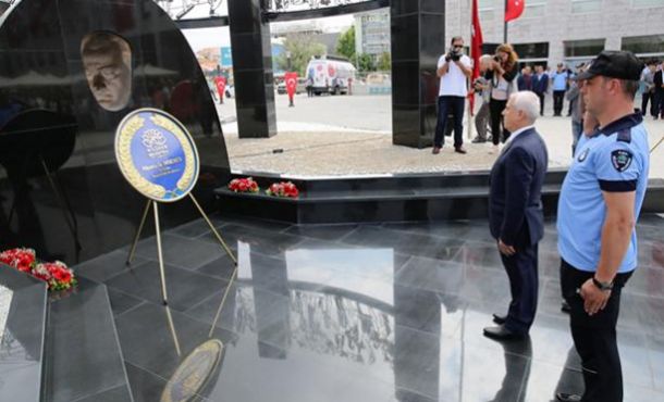 Nilüfer `Barış Meclisi’ni gençler yönetti