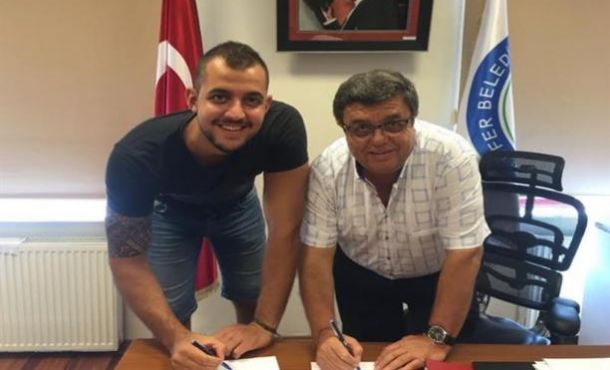 Nilüfer Belediyespor’da 4 imza daha