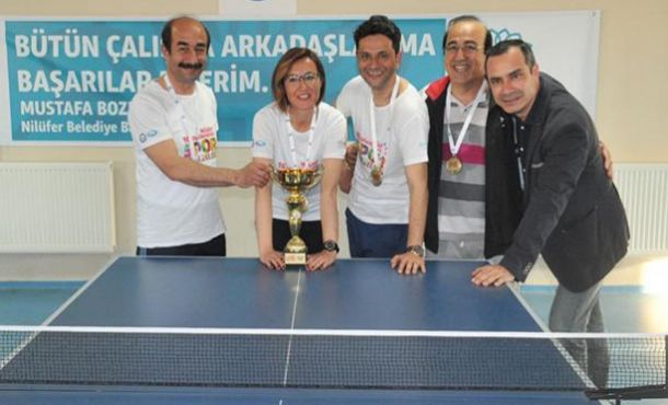 Öğretmenlerin masa tenisi heyecanı son buldu