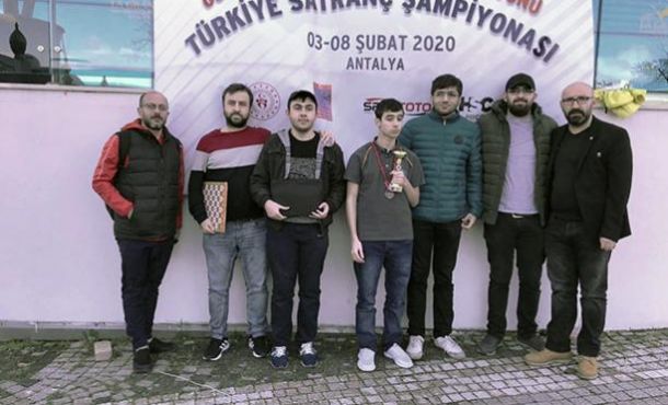 Oğuzhan Sevim’den yine altın madalya