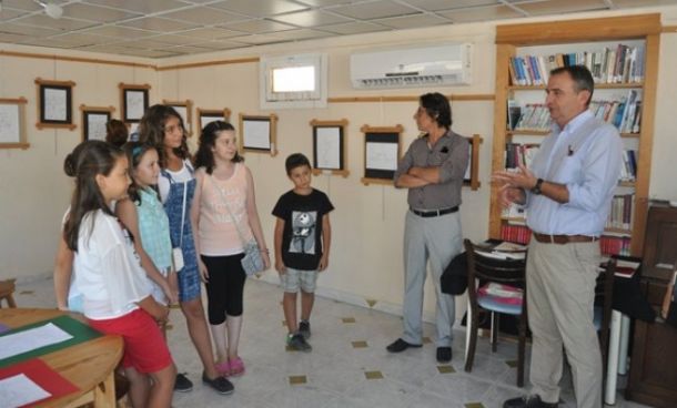 Oktay Ekinci Karikatürlü Ev, Çocuk Atölyesi Yaz Sonu Sergisi Açıldı