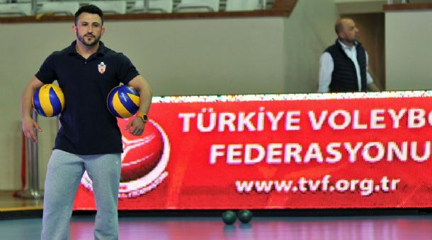 Orhan Çakmak İnegöllüleri Mest Etti