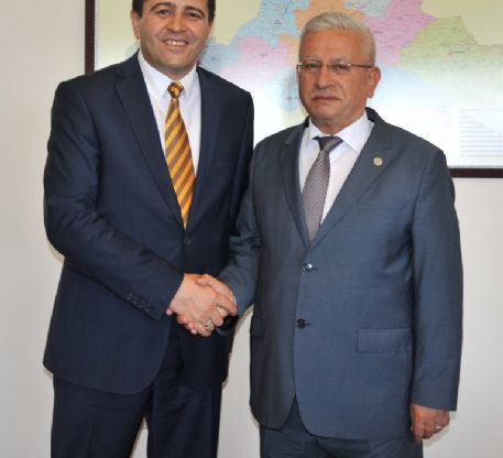 Orman Bölge Müdürü Metin Kırcı`dan Üniversitemiz Rektörü Prof. Dr. Kerim Özdemir`e Ziyaret
