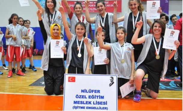 Özel Eğitim Kurumları Spor Şenlikleri’ni renklendirdi