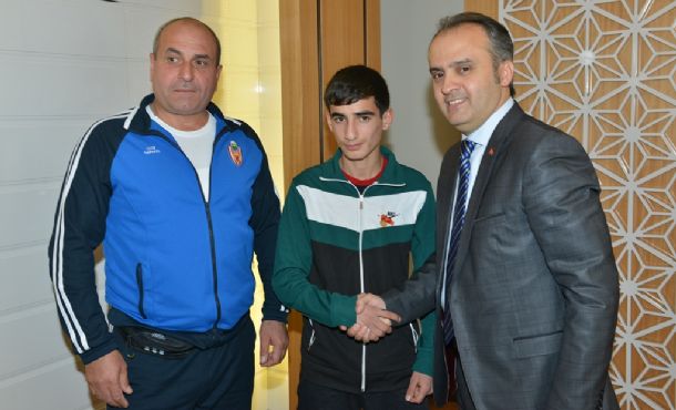 Şehrin Dört Bir Yanında Bahar Temizliği Başladı