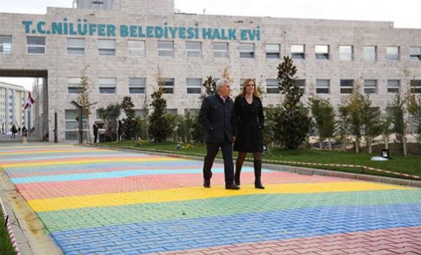 Sevgi Yolu Nilüfer’e renk kattı