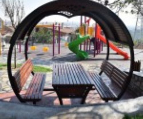 SÜTLÜCE PARKINA KAVUŞTU