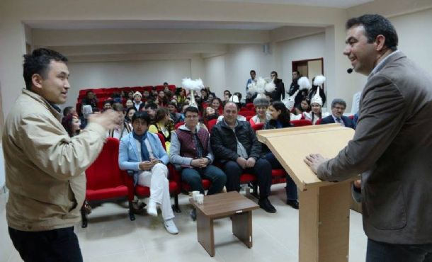 Türk Dünyasından Konuklar Sındırgı MYO`da Buluştu