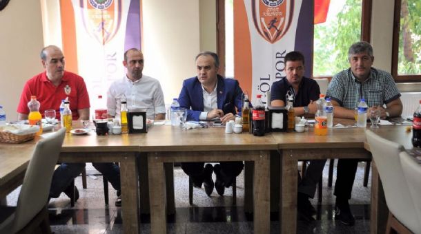 Türkmen Ailenin Bebeğinin Tedavisine Yeniden Başlanacak