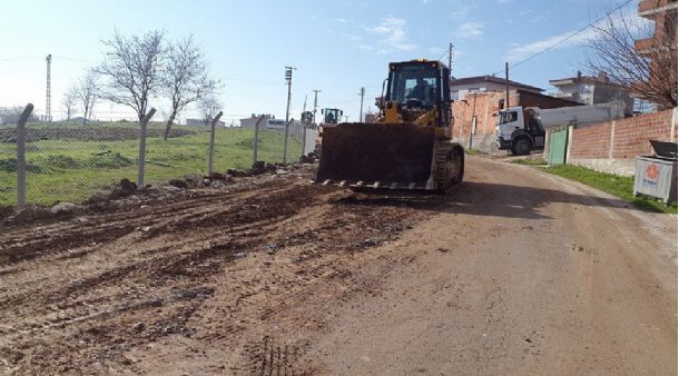 Üçpınar ile Köteyli Mahalleleri Yol Çalışmaları