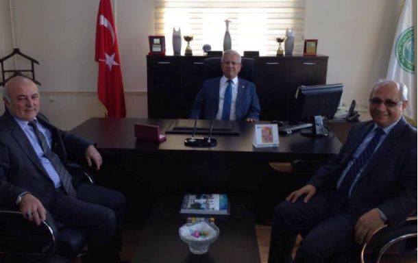 Üniversitemiz Rektörü Prof. Dr. Kerim Özdemir Bigadiç MYO`da İncelemelerde Bulundu